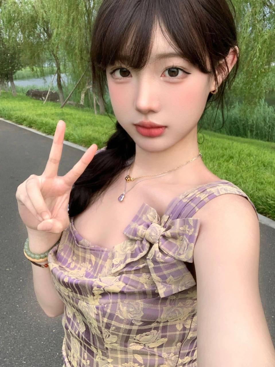 青花绘梦，盖碗上的简化版芙蓉城